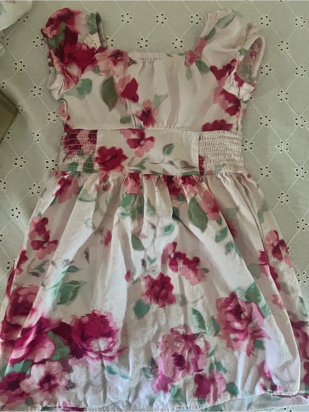 Girls size 5/6 Pink Floral Smocked Waist Dress